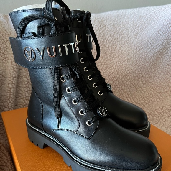 Louis Vuitton combat boots - Picture 7 of 10